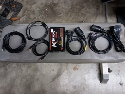 reworked KESS 5.030 with John Deere/CNH cables