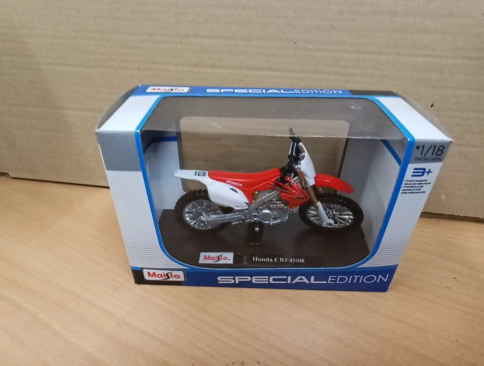 KAWASAKI KXF HONDA CRF COMBO 1:18 Die-Cast Motocross MX Toy Model Bikes - Image 3 of 3