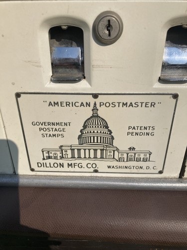 Vintage American Postmaster Dillon Mfg. Co US Postage Stamp Vending Machine Rare - Imagen 2 de 16