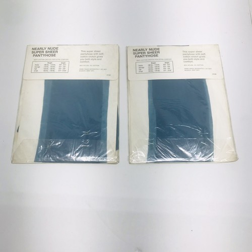 New Woman’s Pantyhose Super Sheer Turquoise Petite 5’-5’3 100-115lbs Lot - Picture 8 of 10