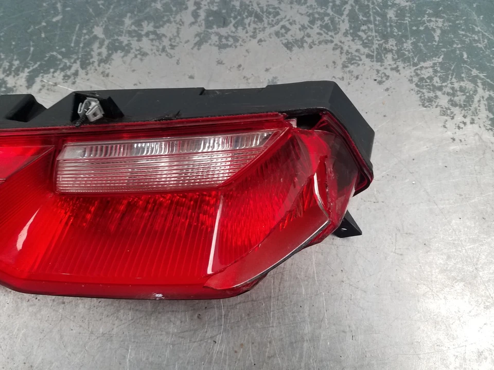 Luz trasera derecha Chevy Corvette C7 Grand Sport 2017 - * #5772 V10 Foto 4 de 4