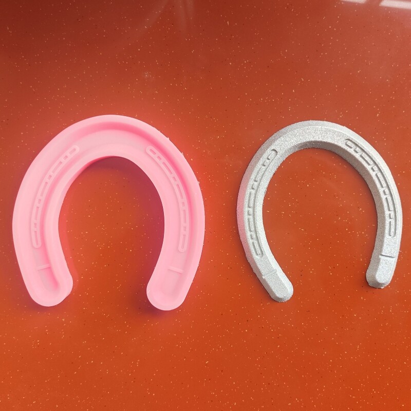 Handmade Horseshoe Shape Ornament Epoxy Resin Mold Cake Decorating Silicone Mold