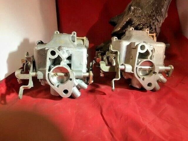 ¡Par de carburadores Corvair 1961 reconstruidos! ¡Crédito de $100 para tus núcleos viejos! Foto 2 de 3