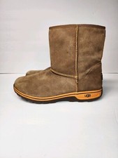 UGG Lynden Chestnut Suede Sheepskin Lined Pull On Big Boy / Girl Boots Size 6