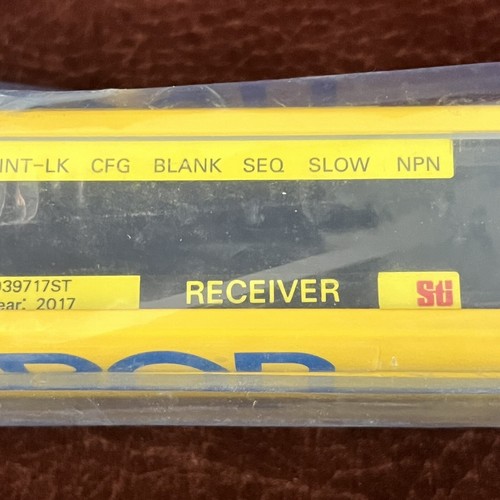 Omron F3SG-4RA0750-30 Safety Light Curtain Emitter & Receiver L & D SET 24VDC - Picture 16 of 22
