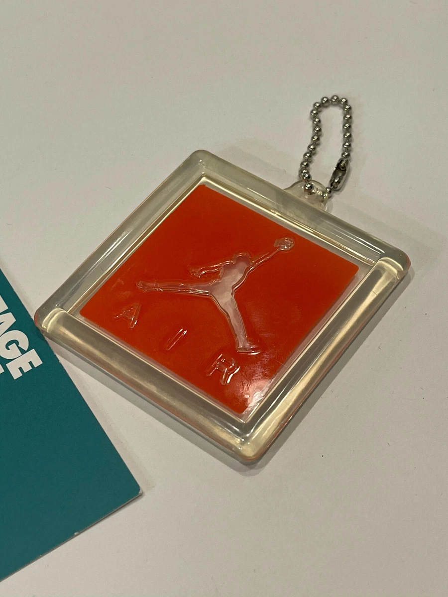 NIKE AIR JORDAN III 3 IV 4 RETRO OG JUMPMAN KEYCHAIN HANG TAG BRED