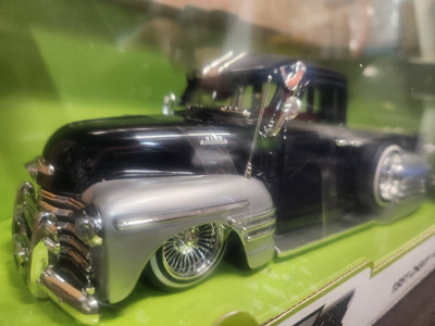 2019 Jada Toys 1:24 Scale Just Trucks • 1951 Chevy Pickup | eBay