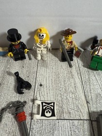 Vintage 90&rsquo;s Lego Adventurers Desert Mummy Tomb Parts Lot