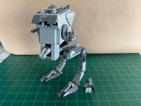 LEGO Star Wars 7657 AT-ST from 2007 &mdash; USED, 100% Complete w/ Set and Minifugure