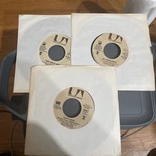 War, 3 Disc 45 Vinyl Record Lot, The Cisco Kid, Nappy Head, In Your Eyes EX