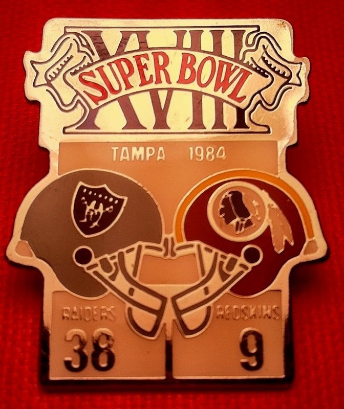 Vintage NFL Super Bowl XVIII (18) Starline Collector Set Pin: Raiders v Redskins