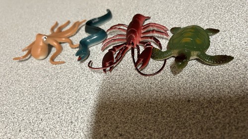 Sea Creatures Bundle Toy Figures - Picture 4 of 7