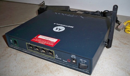 Motorola DSL Modem 4-Port Wireless Router Gateway; Model: GZ53347 - Picture 3 of 5