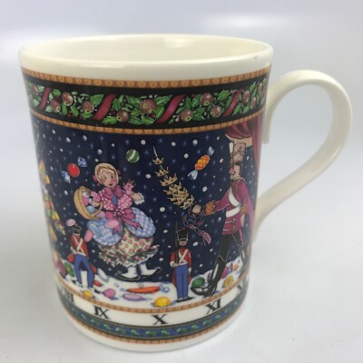 Royal Worchestor CHRISTMAS TALES The Nutcracker Holiday Coffee Tea Mug Cup 1993
