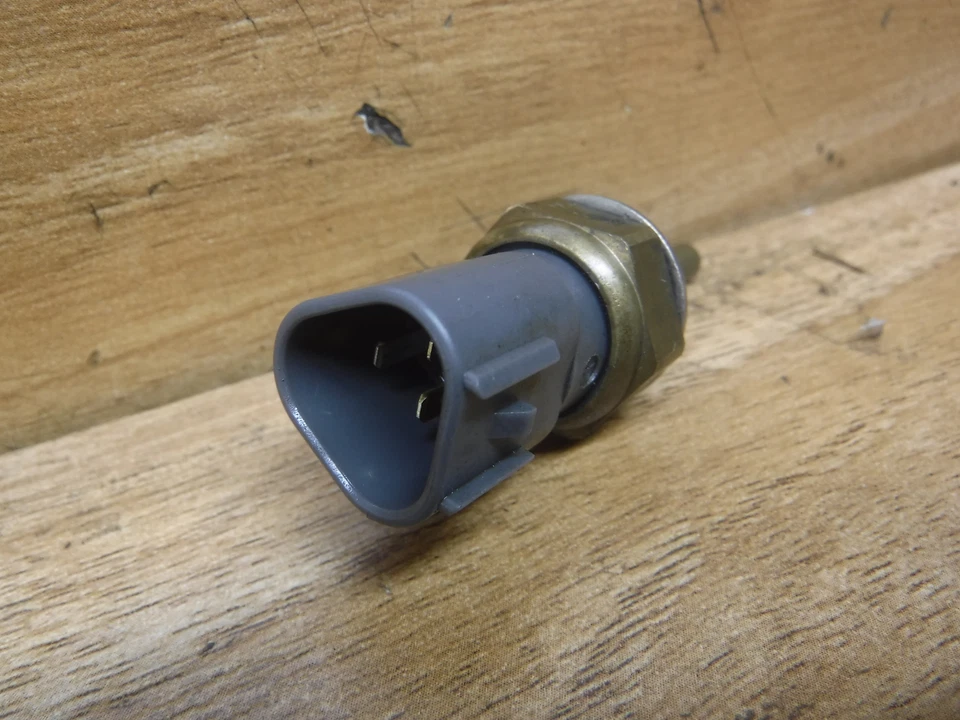 Honda Elite 110 2010 10 OEM sensor de temperatura del agua culata envío rápido Foto 3 de 4