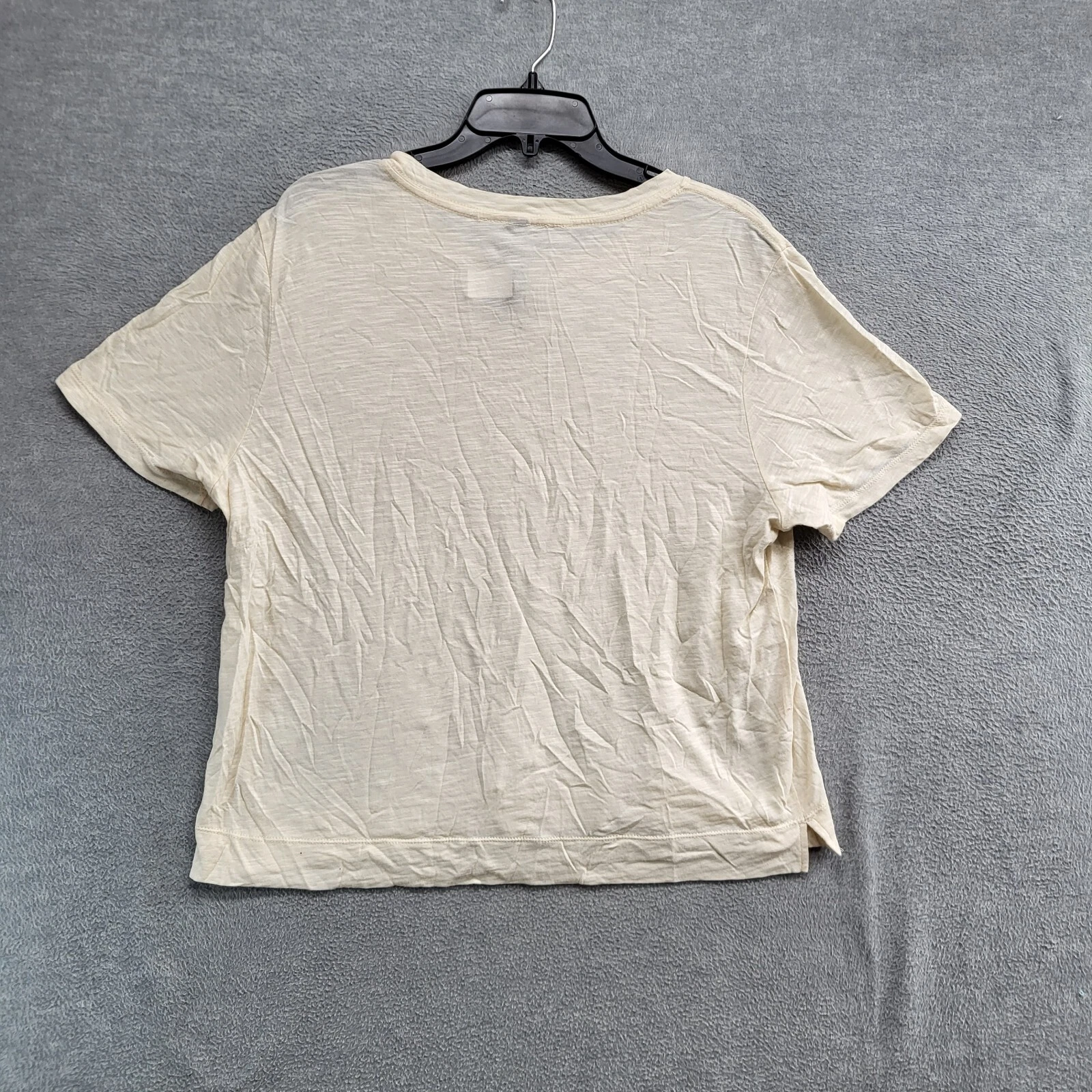vuori activewear cropped short sleeve thin shirt