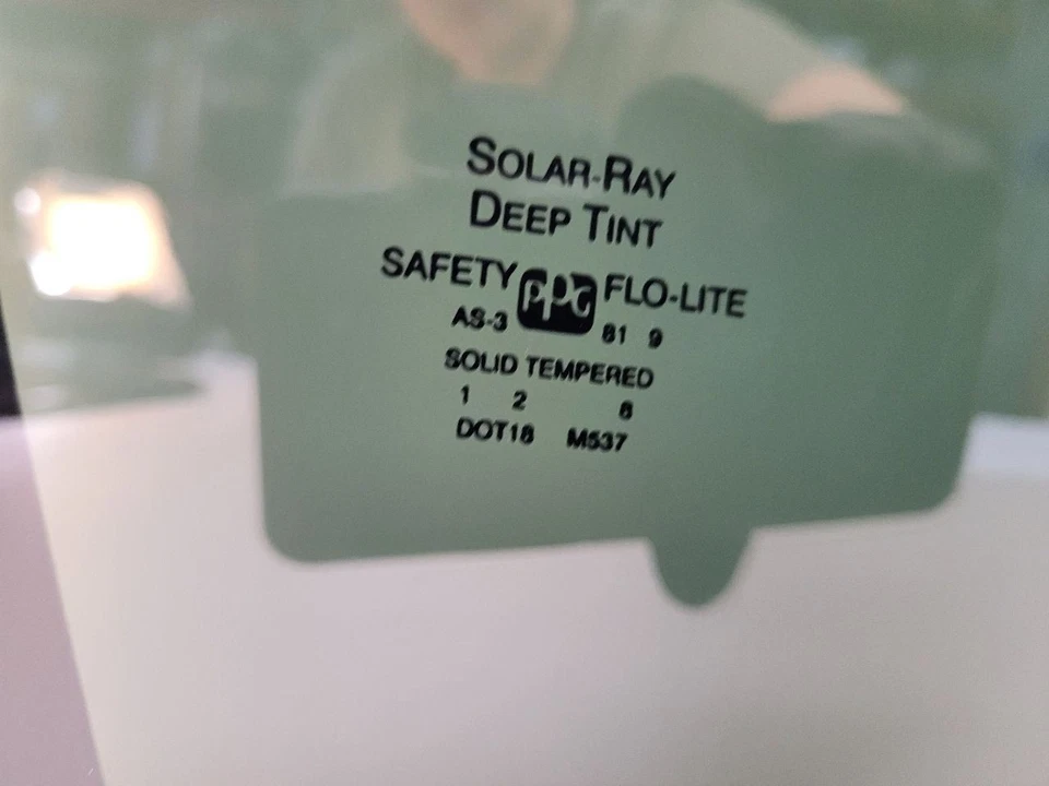 Chevrolet Tahoe 1995-2000 cuarto de vidrio estilo clásico tinte privacidad Foto 3 de 4