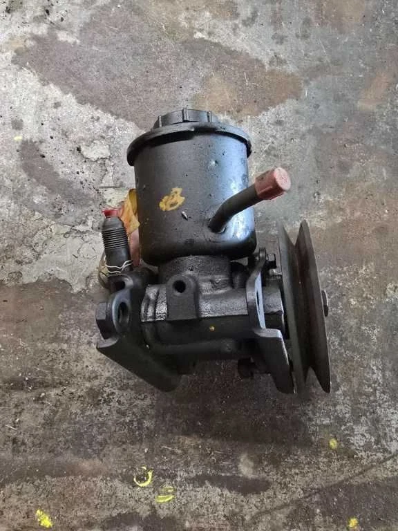 BOMBA DE DIREÇÃO HIDRÁULICA SERVE 81 DATSUN 310 12162 - Imagem 4 de 4