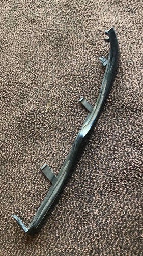 BMW 3ER FACELIFT 01-05 SCHEINWERFERBLENDE LINKE SEITE 7030553