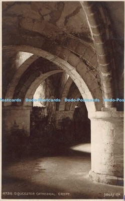 R040109 Gloucester Cathedral Crypt Judges Ltd No 4738