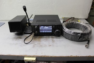 Icom IC 7300 HF/50MHz Direct Sampling Transceiver US Version 100 Watt