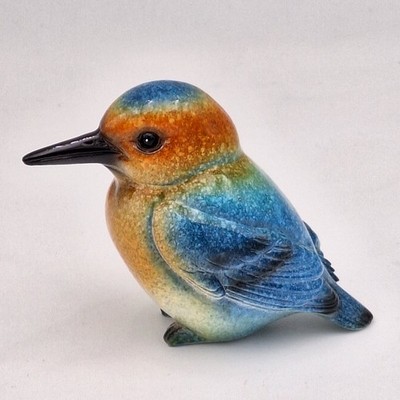 Eisvogel glasiert aus Kunststein in blau-orange von Formano