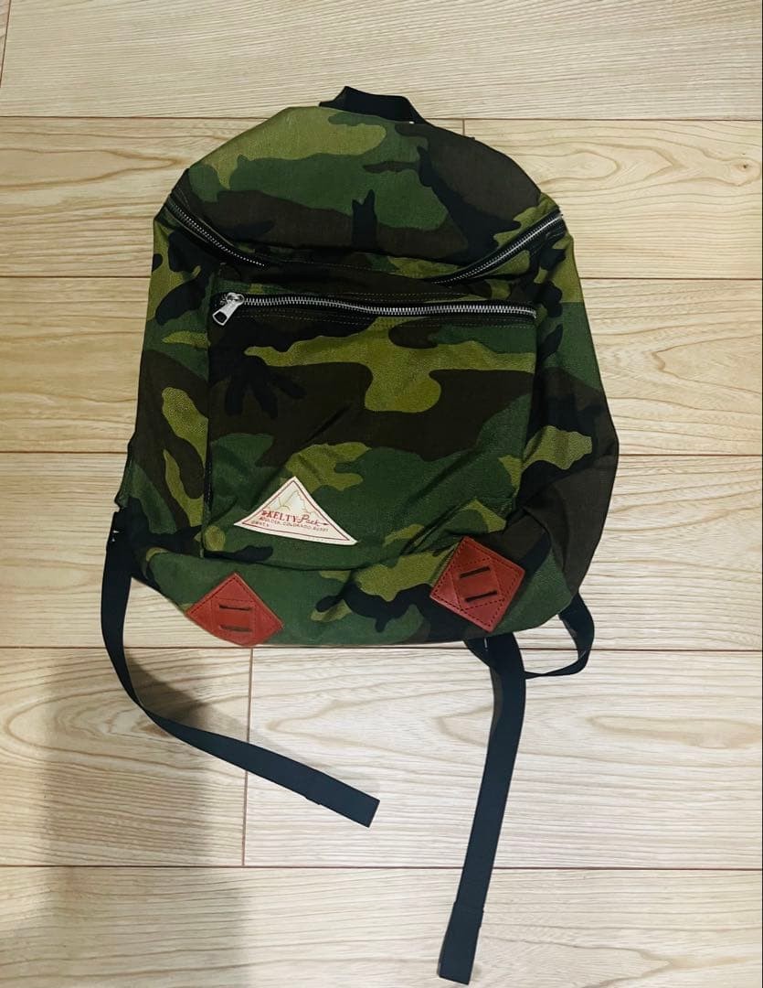 BEAMS camouflage backpack - image 1