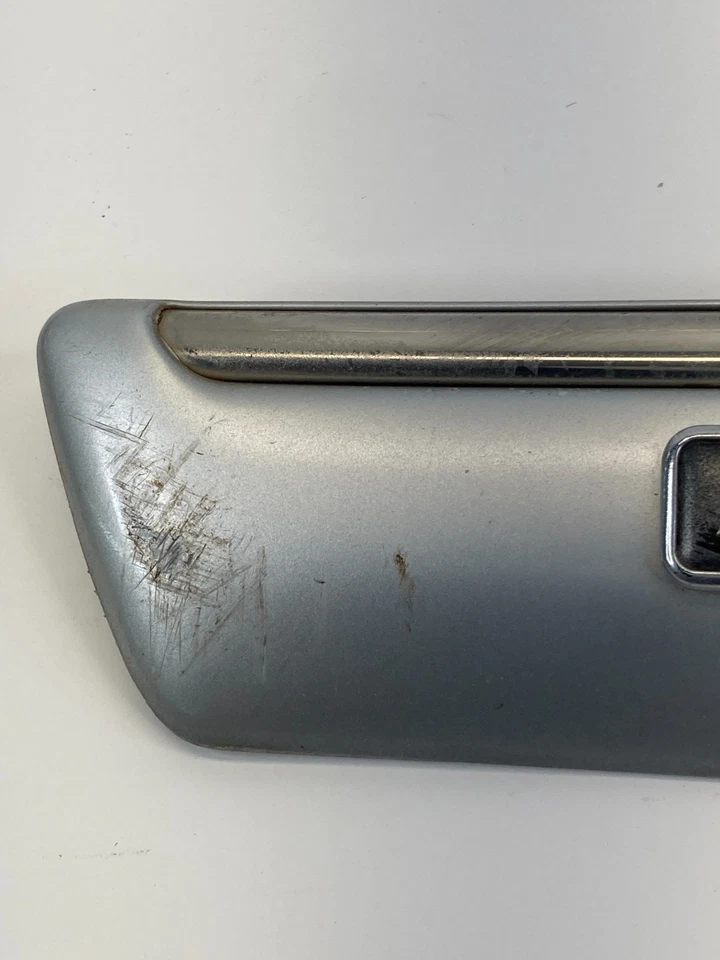 1999 Mercedes-Benz E430 Front Left Driver Fender Molding Trim 2106901562 OEM - Image 3 of 4