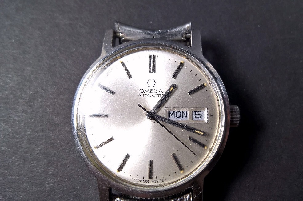 WATCH SWISS REPAIR) 17 WRIST AUTMATIC OMEGA STEEL VINTAGE STINLESS (NEEDS JEWELS - VintageWatches.PK WATCH SWISS REPAIR) 17 WRIST AUTMATIC OMEGA STEEL VINTAGE STINLESS (NEEDS JEWELS - vintagewatches.pk