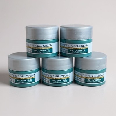 IT Cosmetics Confidence in a Gel Cream Moisturizer 0.2 oz x5 Travel Lot