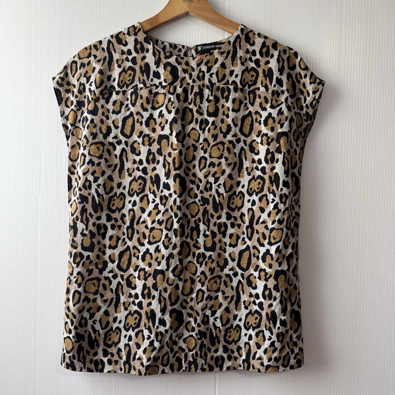 Tory Burch Blouse Leopard Print Lined 100% Silk Cap Sleeve Top Size 2 Women’s