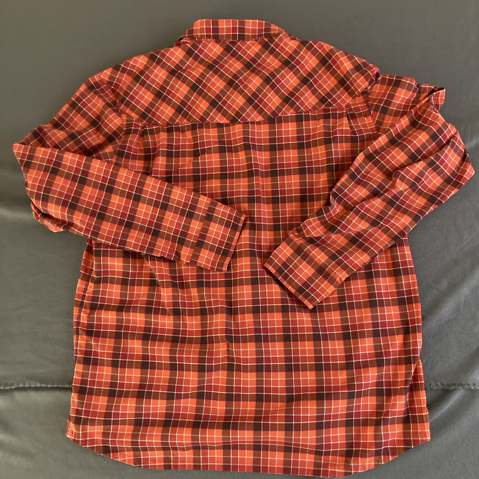 Stio Shirt Mens XL Orange/Red Plaid Eddy Pearl Snap Flap Pockets Hiking Long Slv