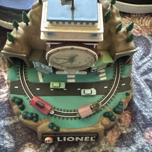 Lionel Train Alarm Clock 100th Anniversary Lionelville Railroad Station Model