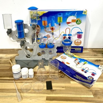 EduScience Lab Experimentation Station ToysRus 2016