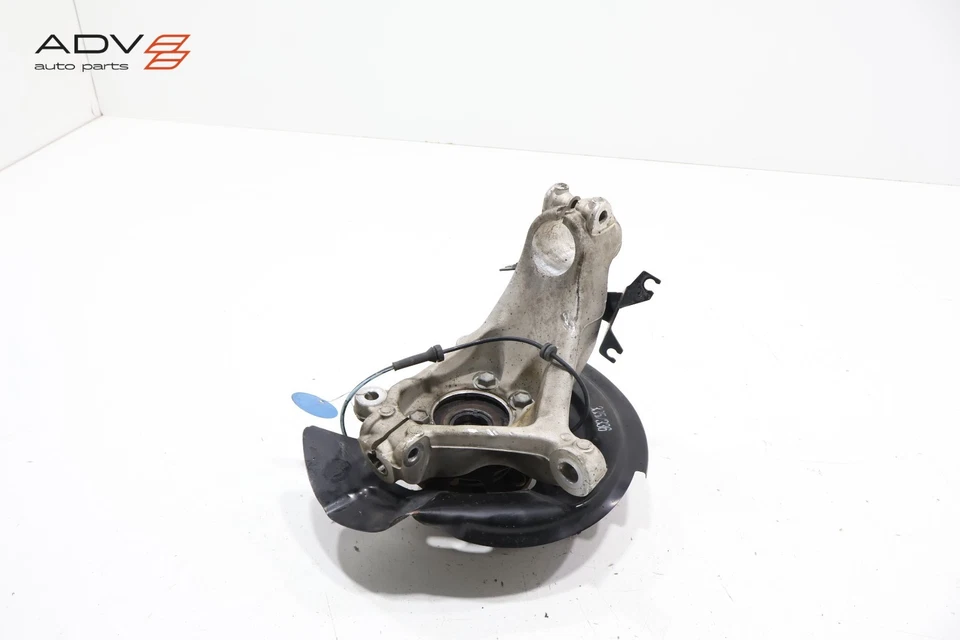 2022 - 2025 MITSUBISHI OUTLANDER FRONT RIGHT SIDE SPINDLE KNUCKLE HUB OEM - Image 4 of 4