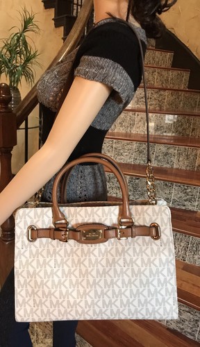 NWT,MICHAEL KORS LARGE VANILLA HAMILTON FRAME OUT LARGE TOTE HANDBAG $448