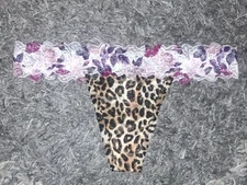 NeW Vs Pink Lace Trim X Low Rise Thong Panty Large Floral Leopard 