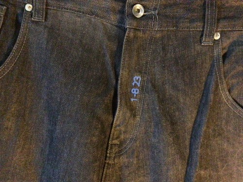 Rocawear Men's Relax Fit Denim Designer Jeans, Hip Hop Star W46/33 - Picture 7 of 9