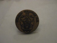 RARE OLD NELSON COLLEGE NEW ZEALAND SCHOOL UNIVERSITY METAL PRESS PIN BADGE