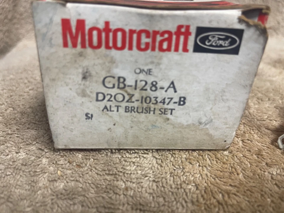 NOS FORD D2OZ-10347-B GB-128-A 1972-76 TORINO GRAN TORINO ALTERNATOR BRUSH - Image 2 of 4