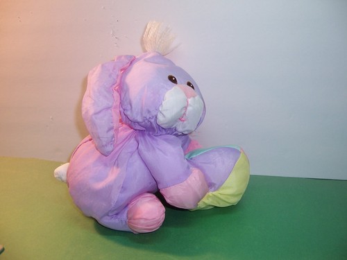 VINTAGE 1988 FISHER PRICE PUFFALUMP PURPLE BUNNY RABBIT /EASTER EGG  PLUSH - VGC - Picture 5 of 6