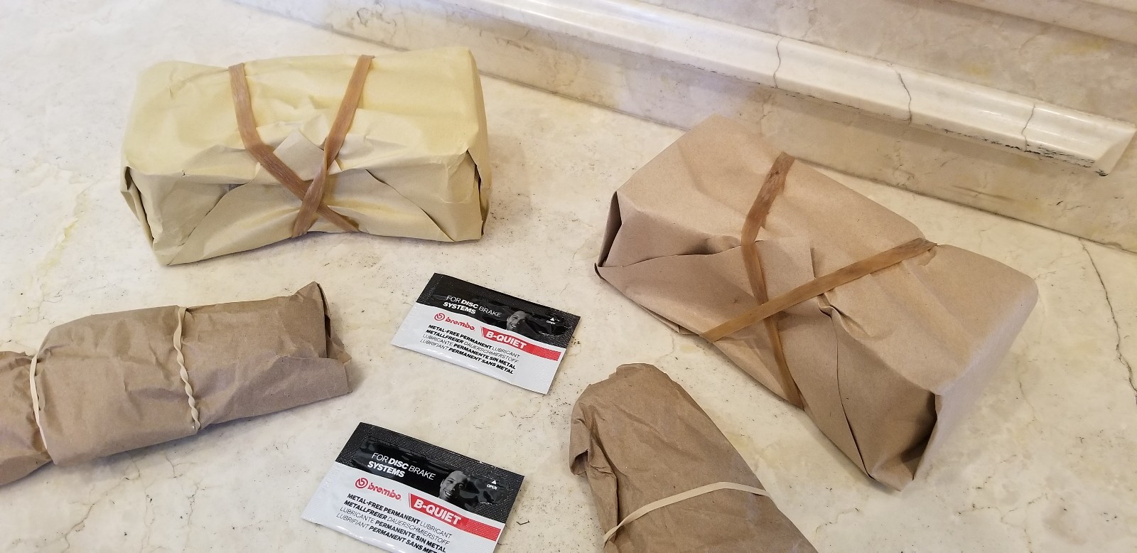 Maserati GHIBLI BASE COMPLETE FRONT & REAR Brake Pads w/ SENSORS! 2014-2016 NEW!