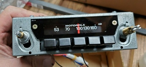 Vintage Motorola Volkswagen Am Radio Model SAM11 NOS unused in original box A