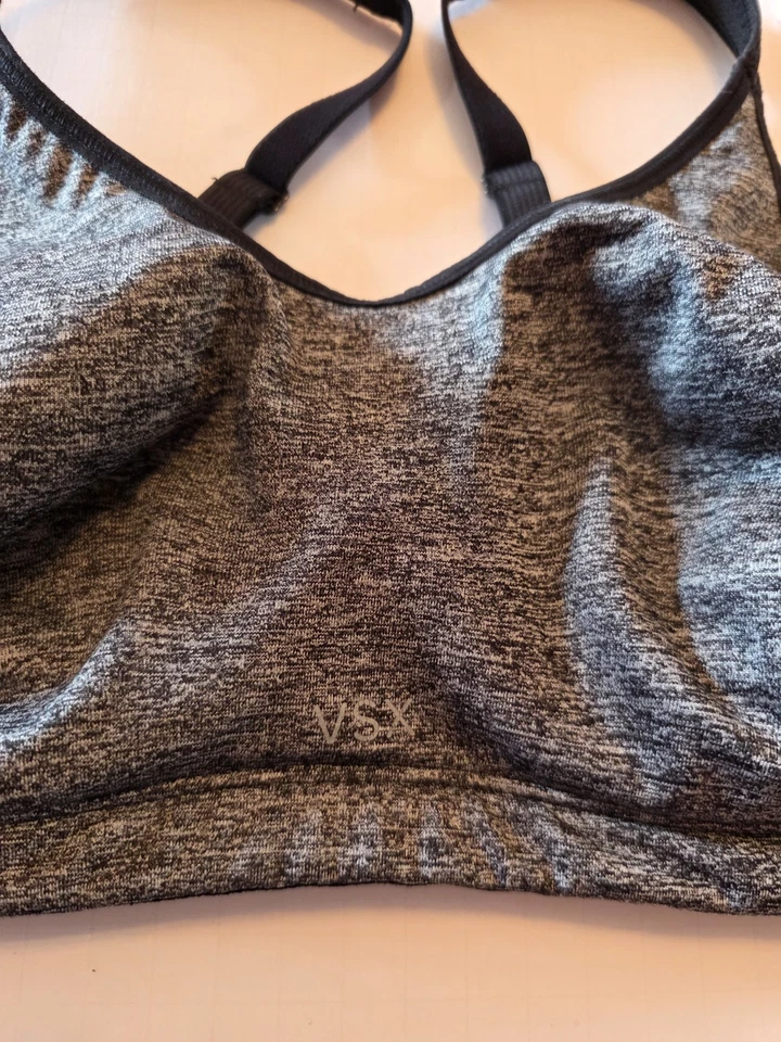 VSX Victoria's Secret Sport Bra Women's Size 38D Heathered Gray Support Gym Yoga - Image 2 of 4