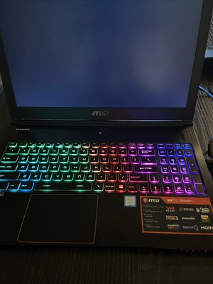 MSI GS63 Stealth 8RE (i7-8750H / 16 GB / 256 SSD / GTX 1060 6GB