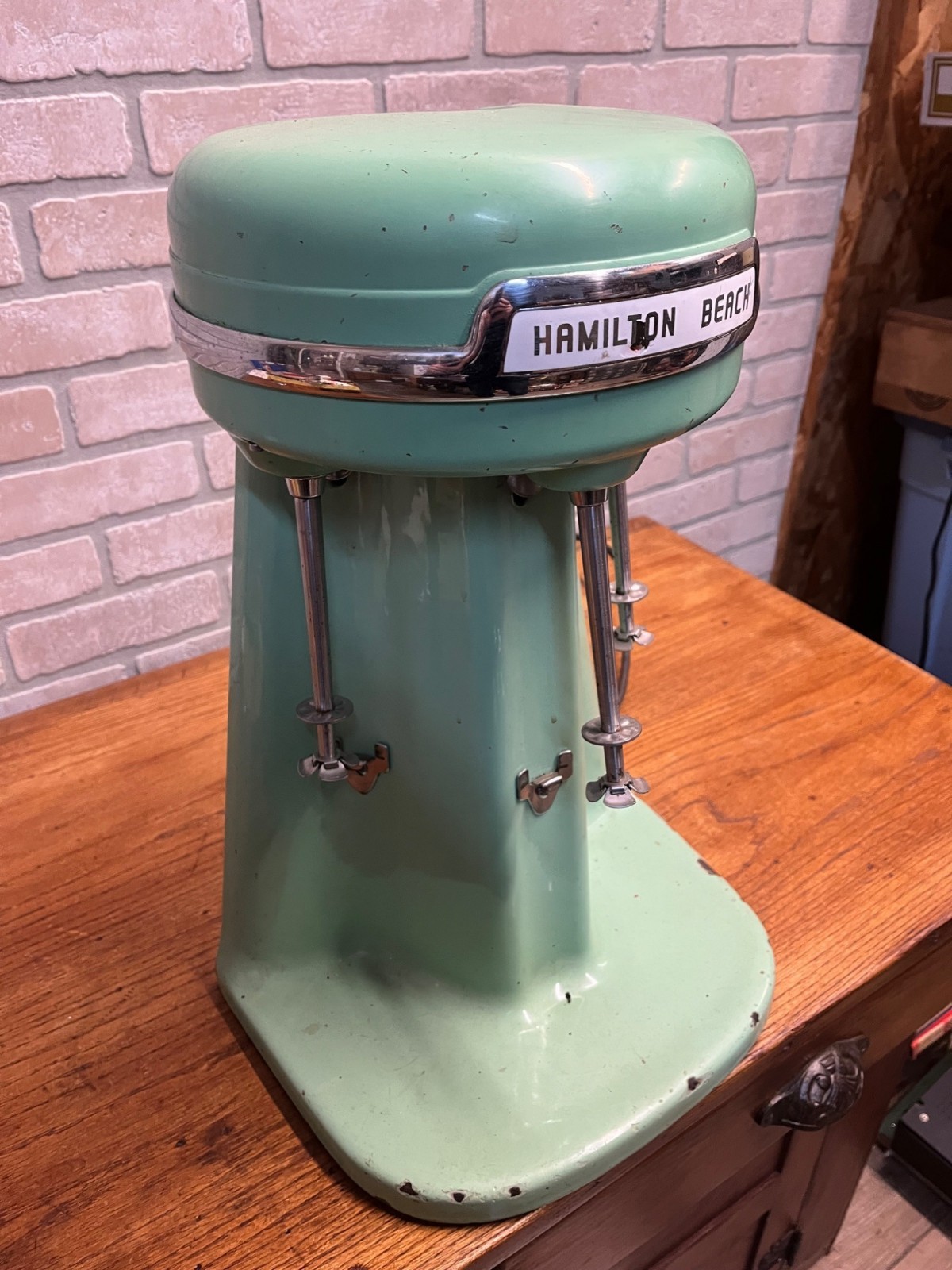 Vintage Hamilton Beach Jadeite Triple-Head Malt & Milk Shake Mixer 350 Watts