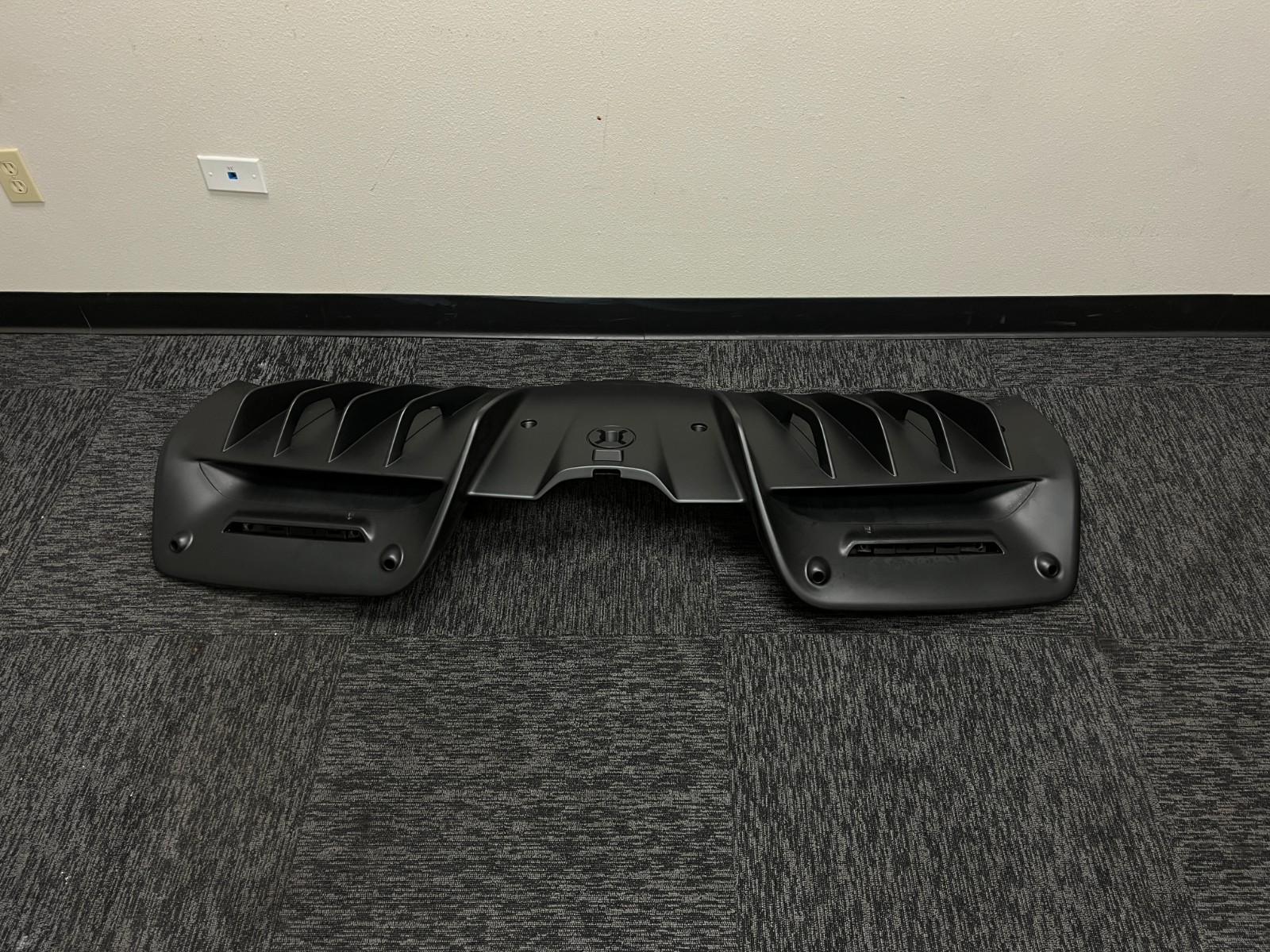 Ferrari SF90 Rear Lower Bumper Valance Diffuser Panel 2021 2022 2023 2024 OEM