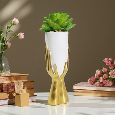 Unique Resin Gardening Pot Vase Hands Shape For Decorative Planting Solution