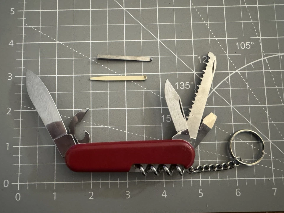 WENGER Delémont 瑞士高山徒步旅行者手柄 10 功能瑞士军刀 — 第 2/4 张图片