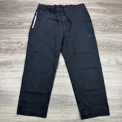 Nike Sportswear Essentials Unlined Cropped Pants Mens Large 34 Black DD7032-010